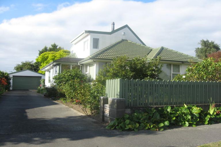 Photo of property in 6 Haslett Place, Upper Riccarton, Christchurch, 8041