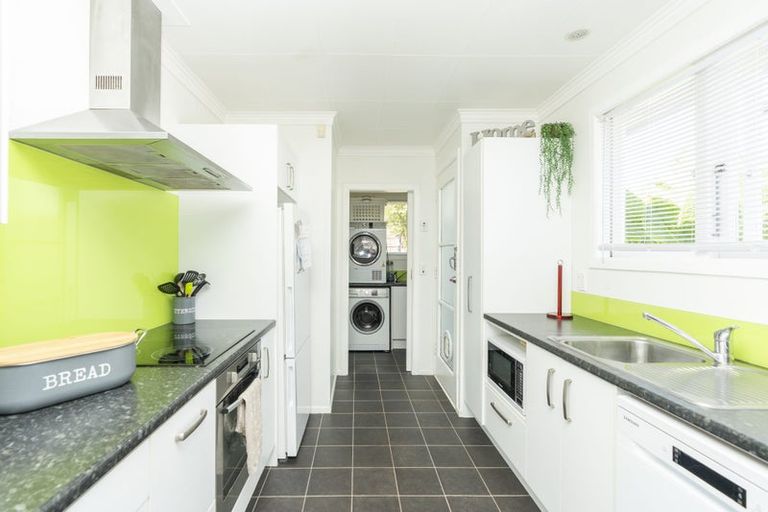 Photo of property in 5 Hamblyn Crescent, Nawton, Hamilton, 3200