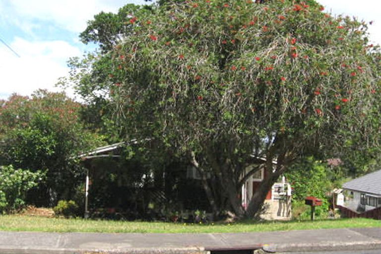Photo of property in 5 Morton Avenue, Forrest Hill, Auckland, 0620
