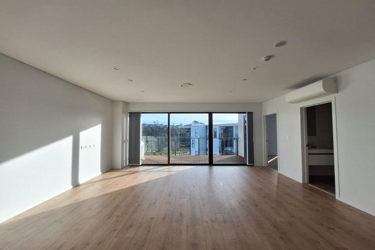 Photo of property in 509/3 Kaipiho Lane, Albany, Auckland, 0632