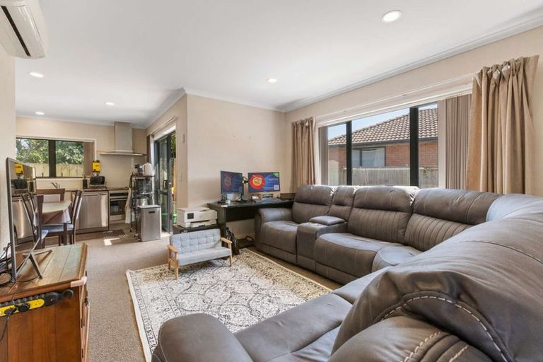 Photo of property in 123u4 Holland Road, Fairfield, Hamilton, 3214