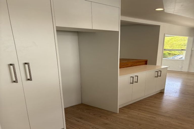 Photo of property in 37a Regency Place, Sunnynook, Auckland, 0632