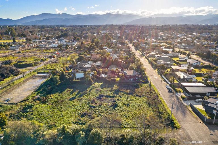 Photo of property in 42 Mcmaster Street, Greytown, 5712