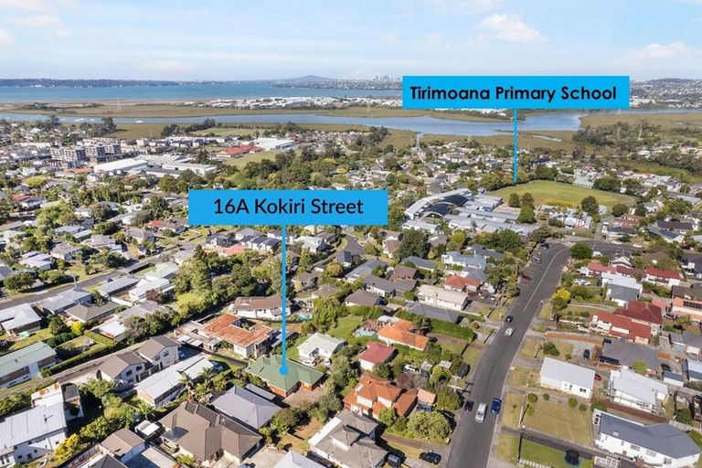 Photo of property in 16a Kokiri Street, Te Atatu South, Auckland, 0610