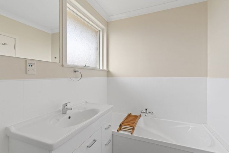 Photo of property in 7 Ruakaka Street, Hornby, Christchurch, 8042