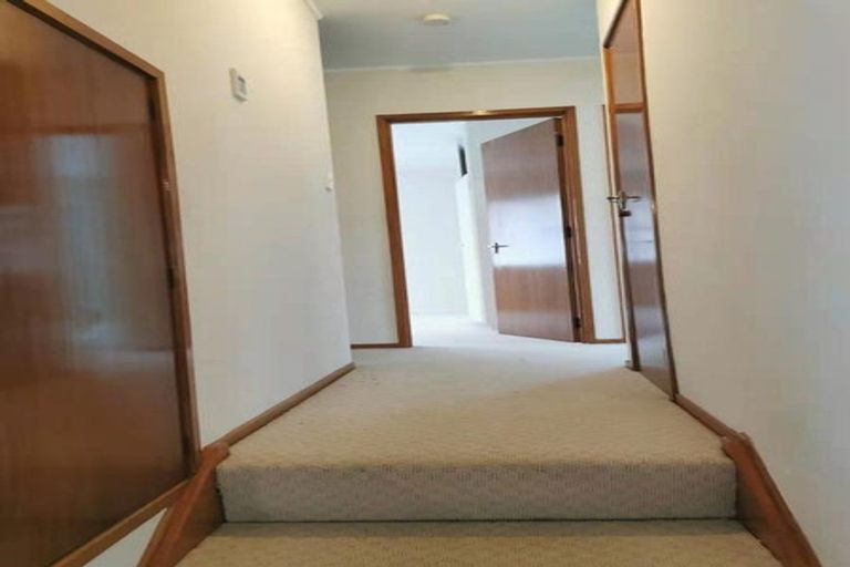 Photo of property in 59 Sheridan Drive, New Lynn, Auckland, 0600