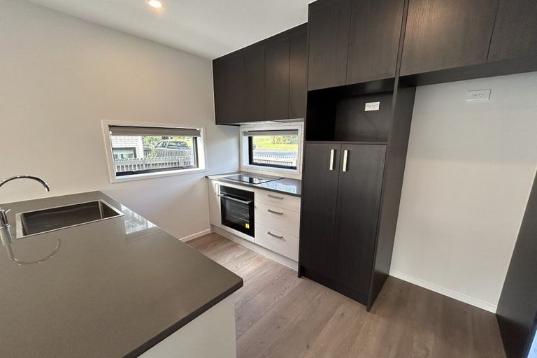 Photo of property in 57 Whati Lane, Henderson, Auckland, 0612