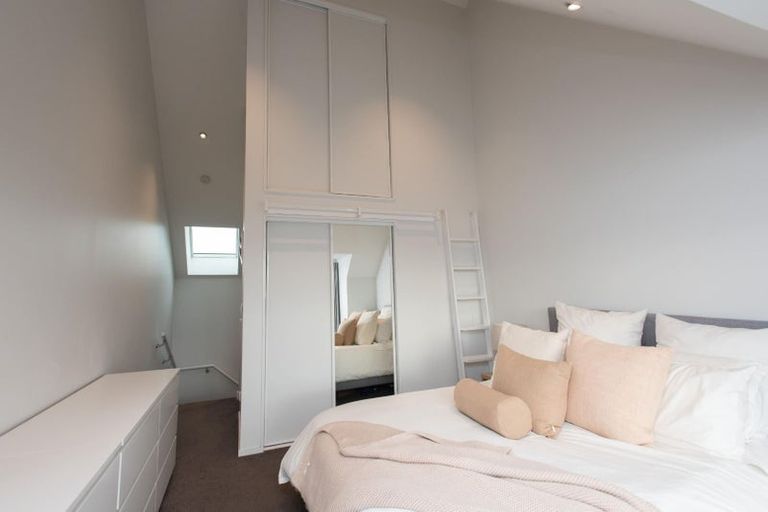 Photo of property in 1036g Colombo Street, St Albans, Christchurch, 8014