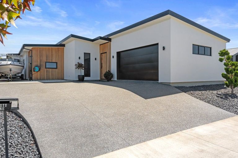 Photo of property in 69 Sutherland Drive, Kaiapoi, 7630
