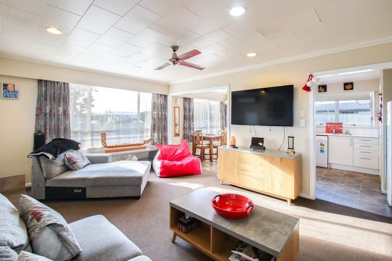 Photo of property in 1 Essex Street, Tamatea, Napier, 4112