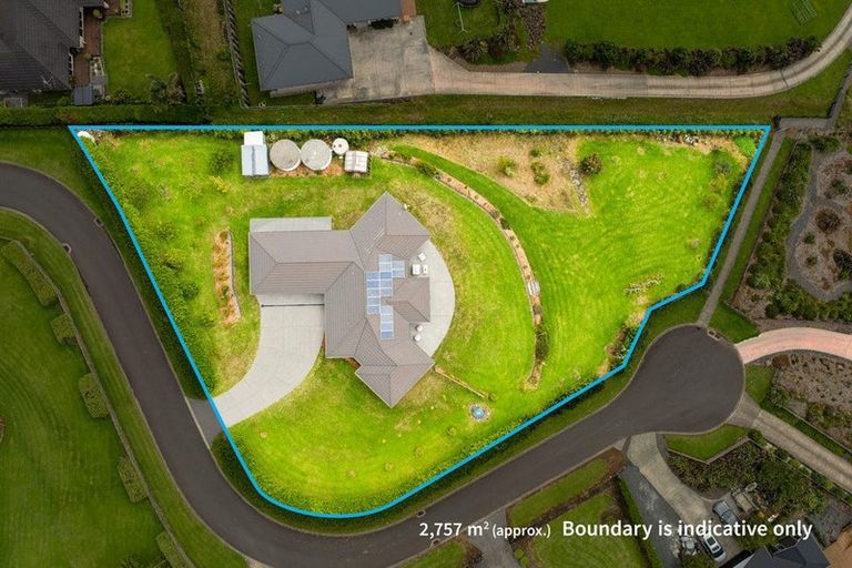 Photo of property in 3 Cranleigh Way, Bombay, 2675