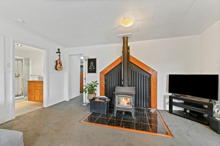 Photo of property in 13 Arthur Crescent, Waikawa, Picton, 7220