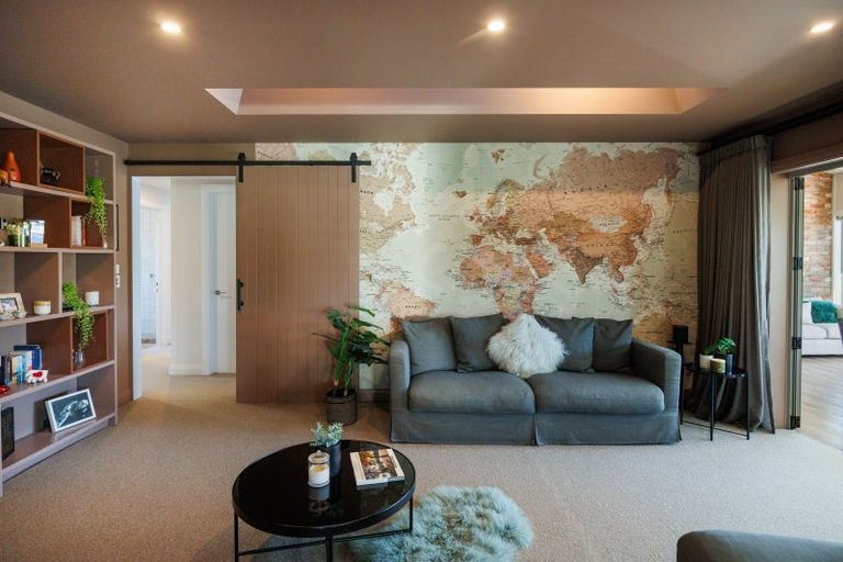 Photo of property in 9 Paterson Lane, Kelvin Grove, Palmerston North, 4470