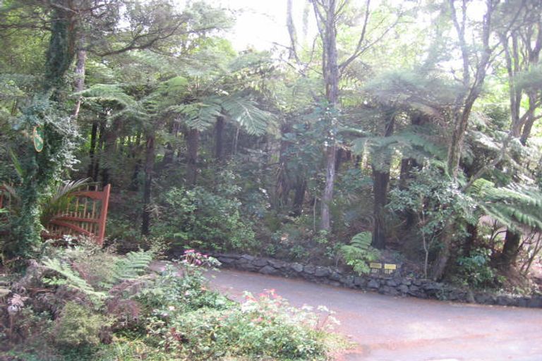 Photo of property in 81 Park Road, Titirangi, Auckland, 0604