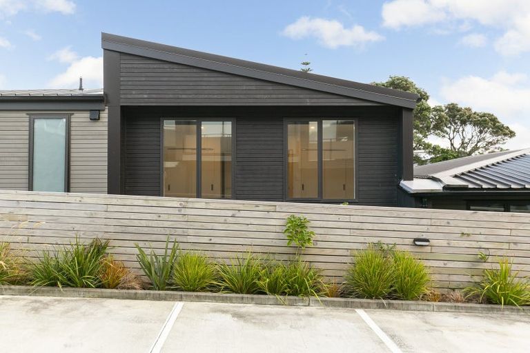 Photo of property in 16/80u Seatoun Heights Road, Seatoun, Wellington, 6022