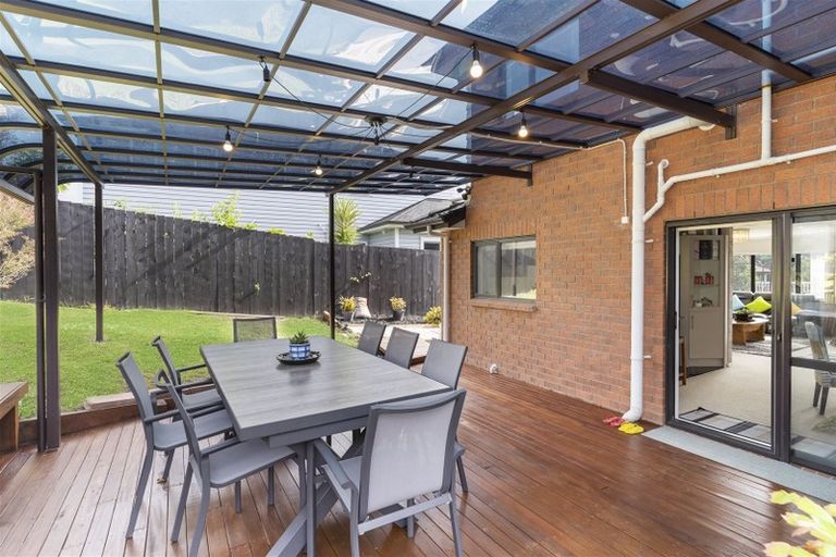 Photo of property in 84 Keri Vista Rise, Papakura, 2110