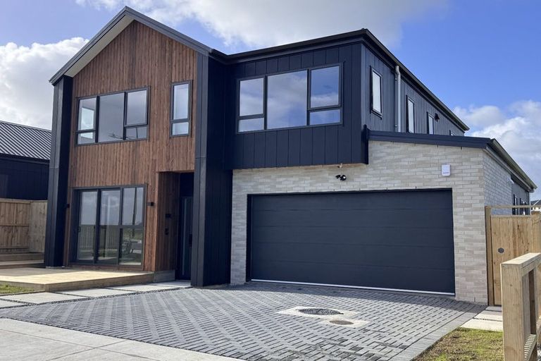 Photo of property in 19 Wagyu Lane, Karaka, 2580