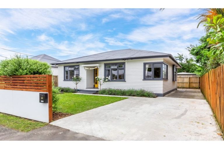 Photo of property in 21 Poulson Street, Addington, Christchurch, 8024