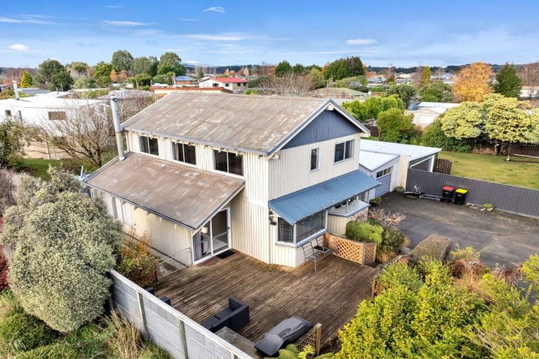 Photo of property in 10 Pompolona Street, Te Anau, 9600