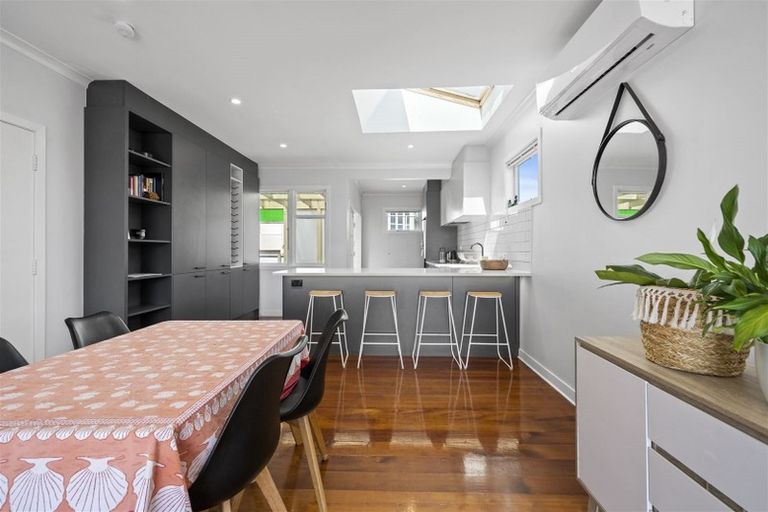 Photo of property in 20 Richard Street, Titahi Bay, Porirua, 5022