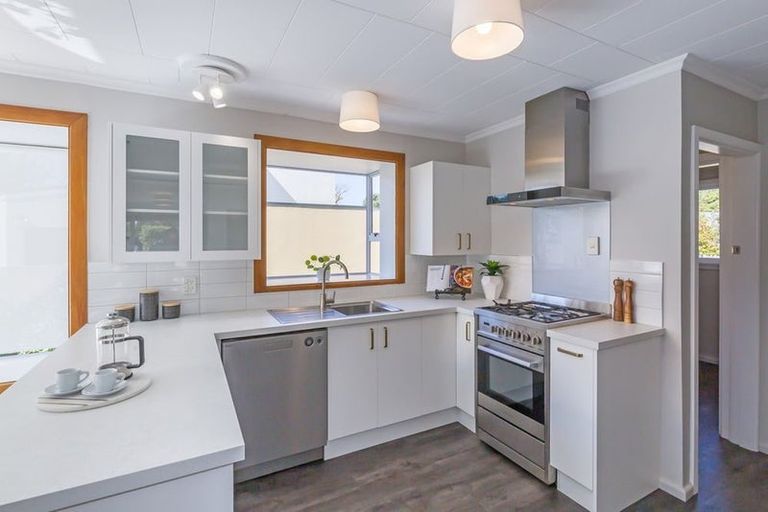 Photo of property in 304 Withells Road, Avonhead, Christchurch, 8042