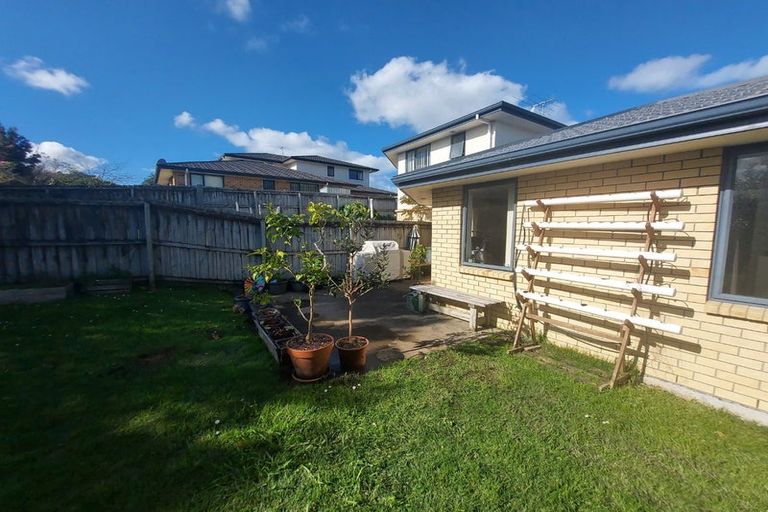 Photo of property in 45 Kittiwake Drive, Schnapper Rock, Auckland, 0632