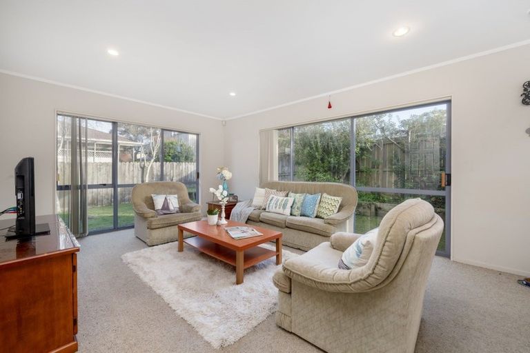 Photo of property in 2/145 Bucklands Beach Road, Bucklands Beach, Auckland, 2012
