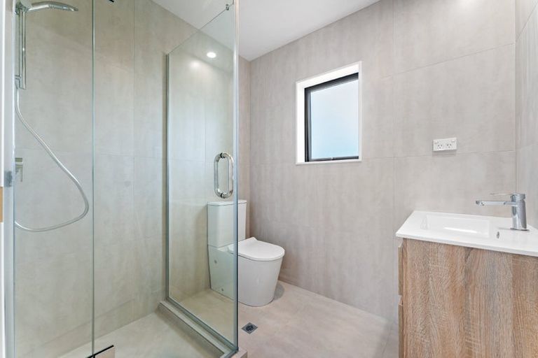 Photo of property in 2d Clutha Crescent, Clover Park, Auckland, 2023