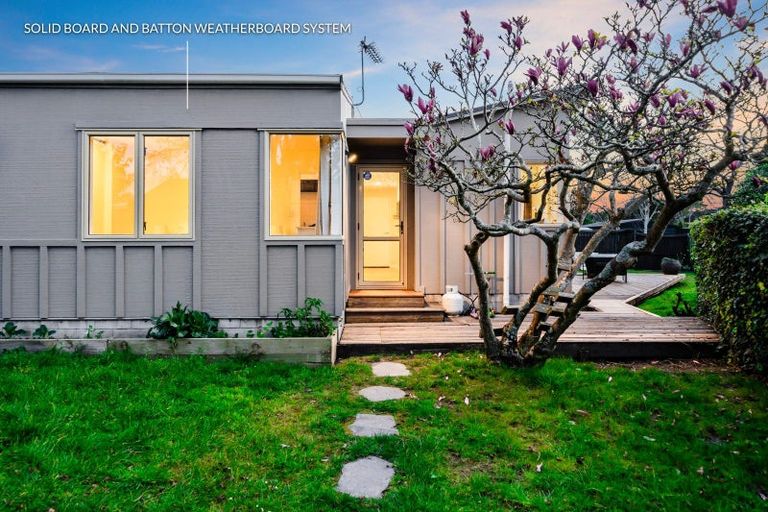 Photo of property in 6 Forest Hill Road, Henderson, Auckland, 0612