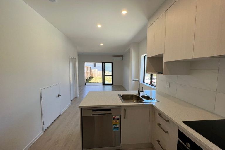 Photo of property in 3/47 Arawa Street, New Lynn, Auckland, 0600