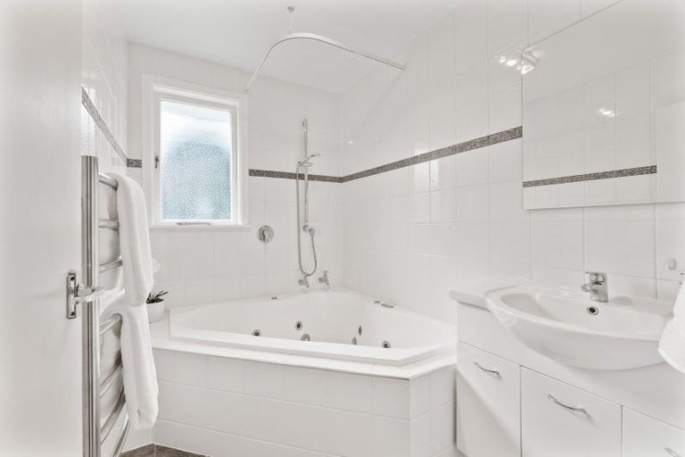 Photo of property in 29 Broadhead Avenue, Tawhero, Whanganui, 4501