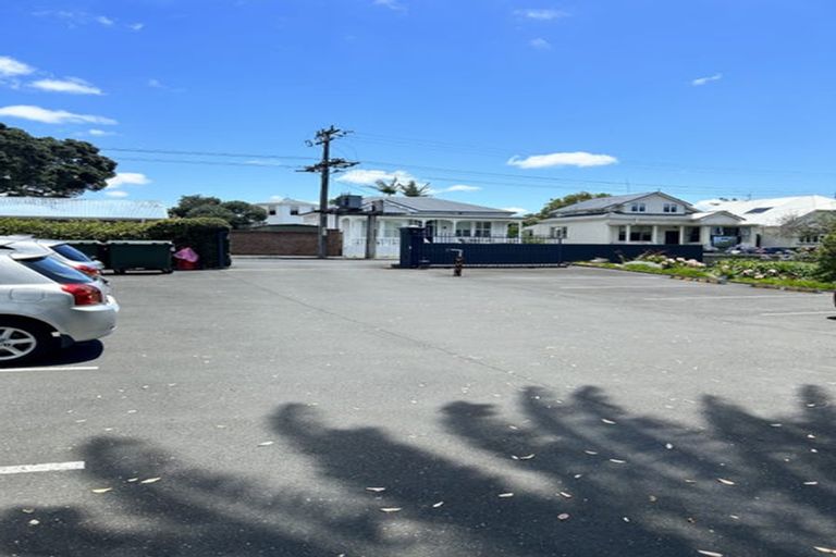 Photo of property in 15/73 Princes Street, Northcote Point, Auckland, 0627