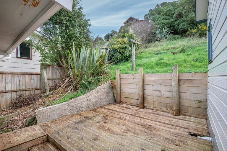 Photo of property in 33 Queen Street, Brighton, Dunedin, 9035