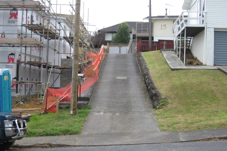 Photo of property in 2/15 Selwyn Crescent, Forrest Hill, Auckland, 0620