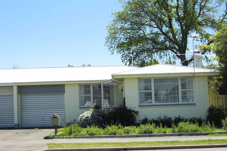 Photo of property in 388a High Street, Rangiora, 7400