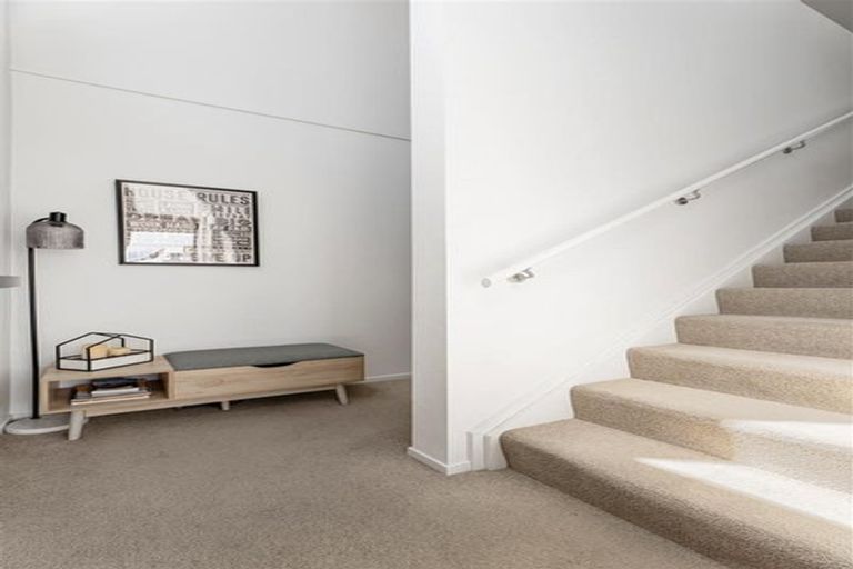 Photo of property in 17 Owens Place, Mount Maunganui, 3116