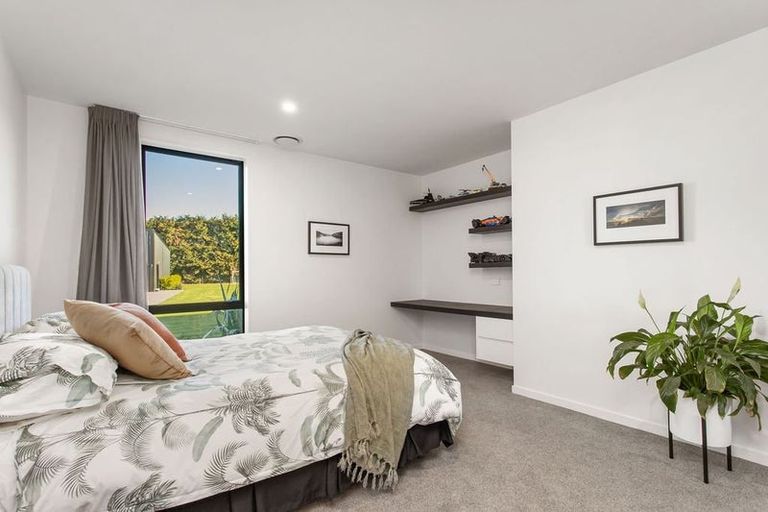 Photo of property in 11 Classiebawn Lane, Prebbleton, Christchurch, 7676