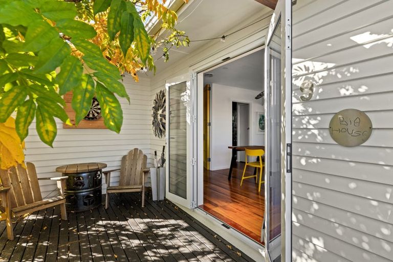 Photo of property in 9 Palmerston Road, Havelock North, 4130