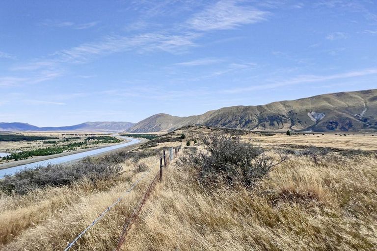 Photo of property in 415 Manuka Terrace, Ben Ohau, Twizel, 7999