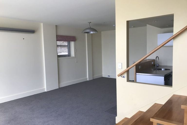 Photo of property in St Pauls Apartments, 24/43u Mulgrave Street, Thorndon, Wellington, 6011