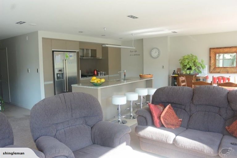 Photo of property in 11 The Mall, Mount Maunganui, 3116