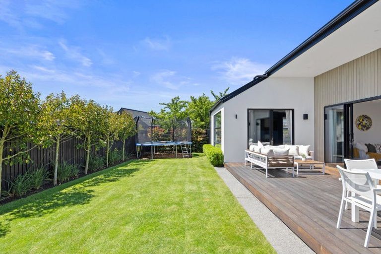 Photo of property in 18 Karere Avenue, Marshland, Christchurch, 8083