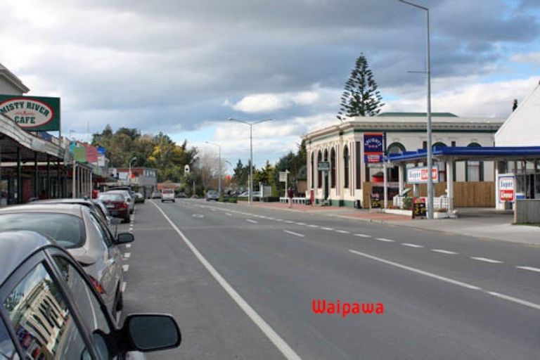 Photo of property in 2-10 Great North Road, Waipawa, 4210
