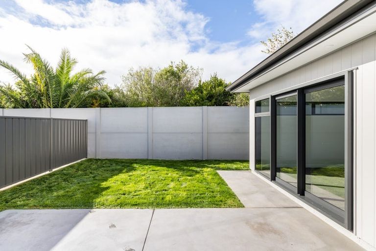 Photo of property in 22 George Yee Place, Taradale, Napier, 4112