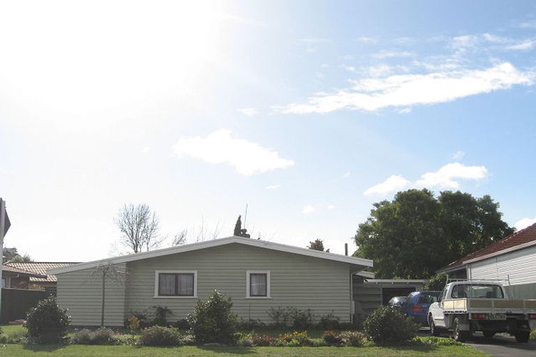 Photo of property in 5 Harpham Street, Taradale, Napier, 4112