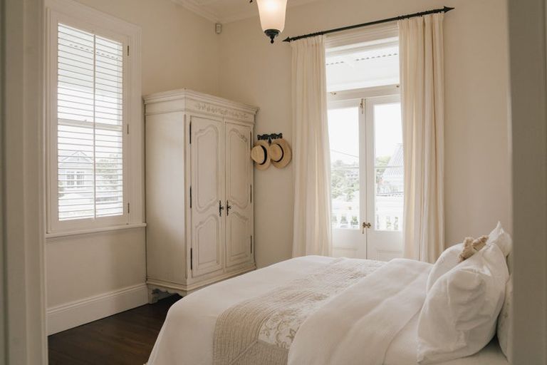 Photo of property in 31 Richmond Avenue, Northcote Point, Auckland, 0627