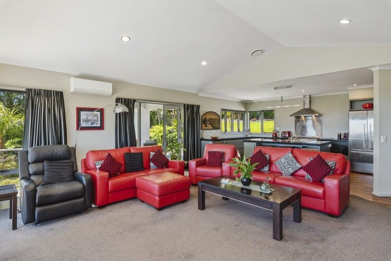 Photo of property in 27a Kotare Street, Waikanae, 5036