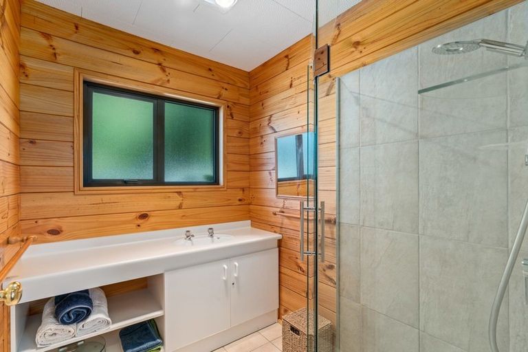 Photo of property in 48 Meadowstone Drive, Wanaka, 9305