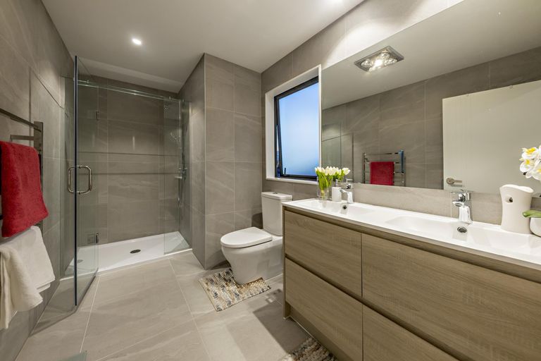 Photo of property in 23 Riroriro Road, Hobsonville, Auckland, 0616