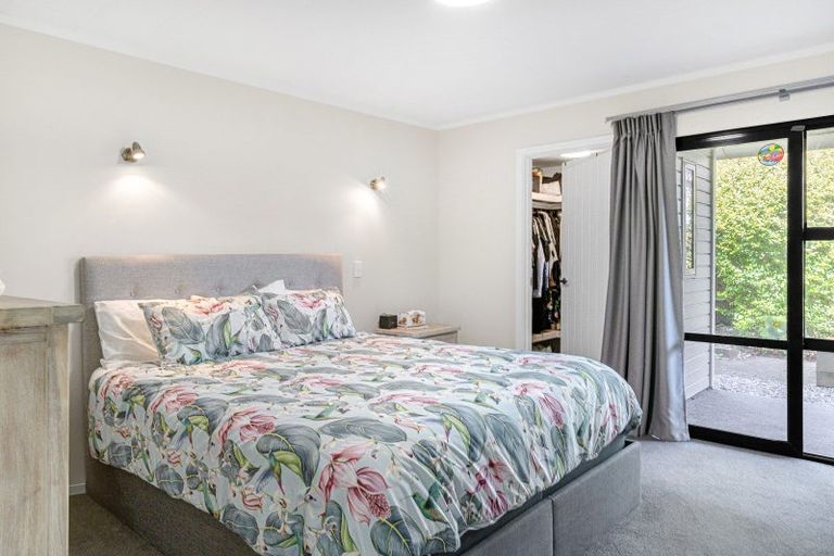 Photo of property in 92 Henley Street, Westport, 7825